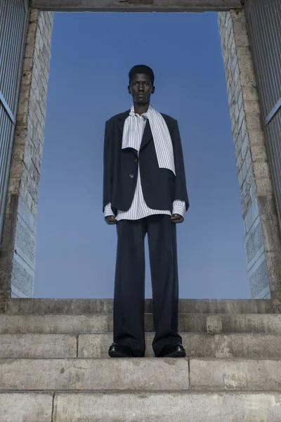 Look 7